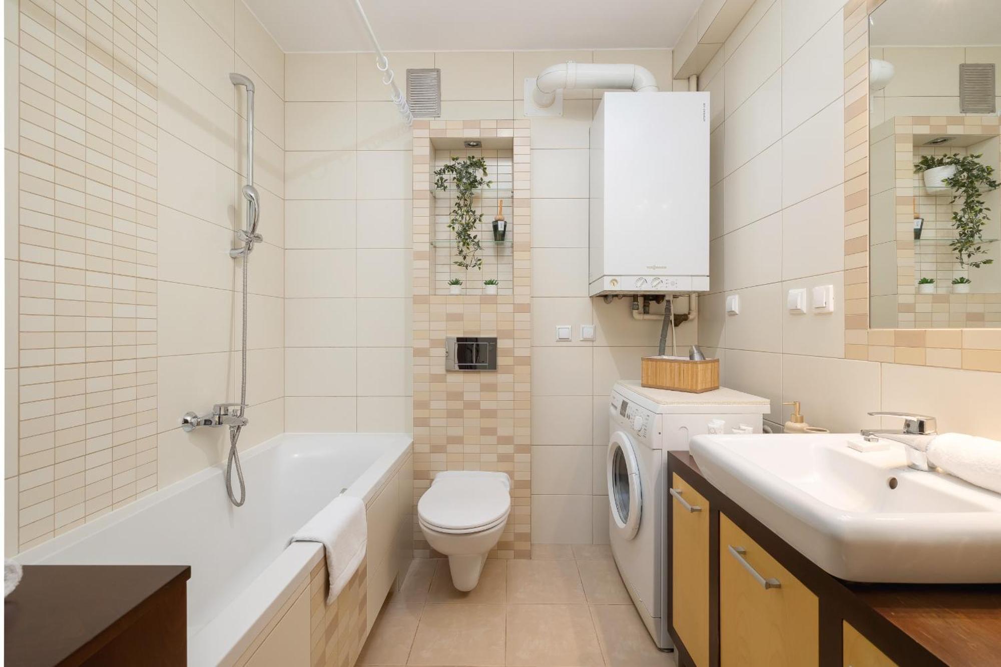 Cracow Verdant With Parking By Renters Apartament