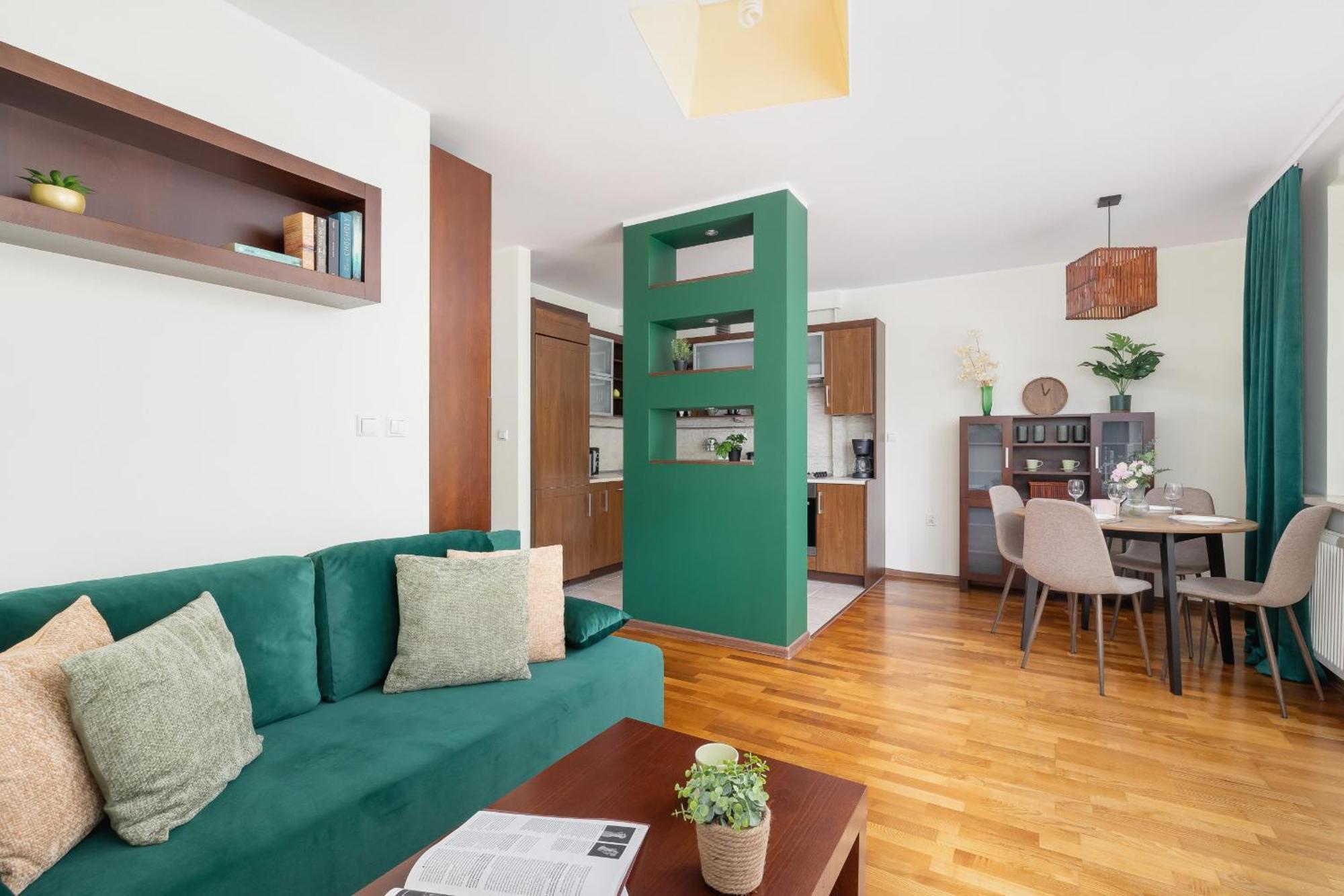 Cracow Verdant With Parking By Renters Apartament Kraków